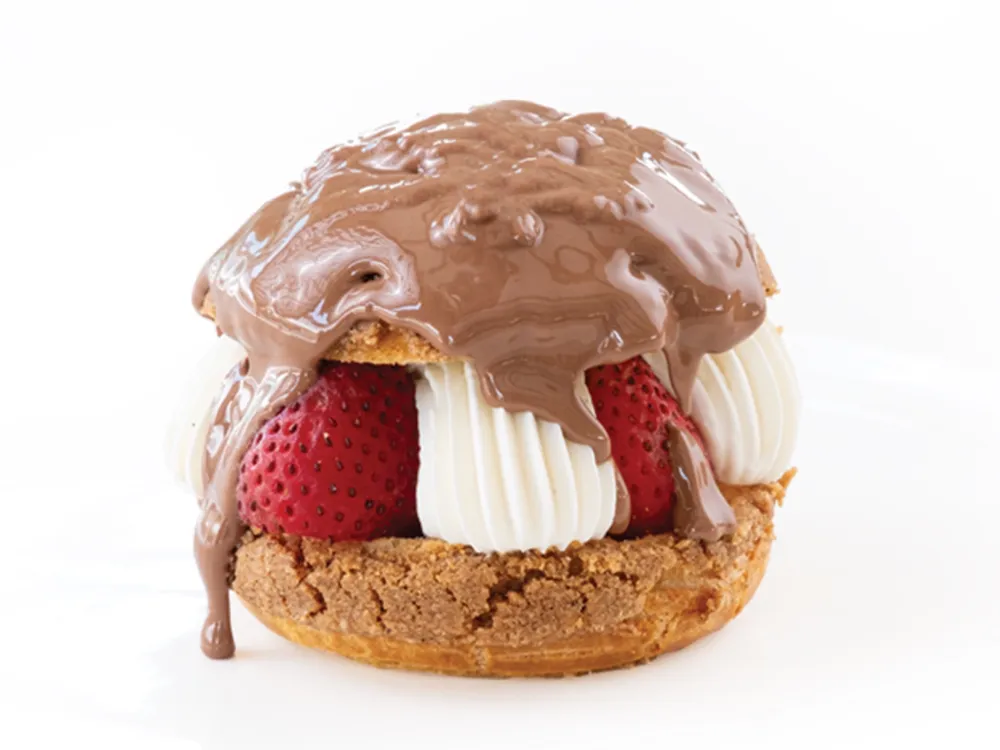 Strawberry choux